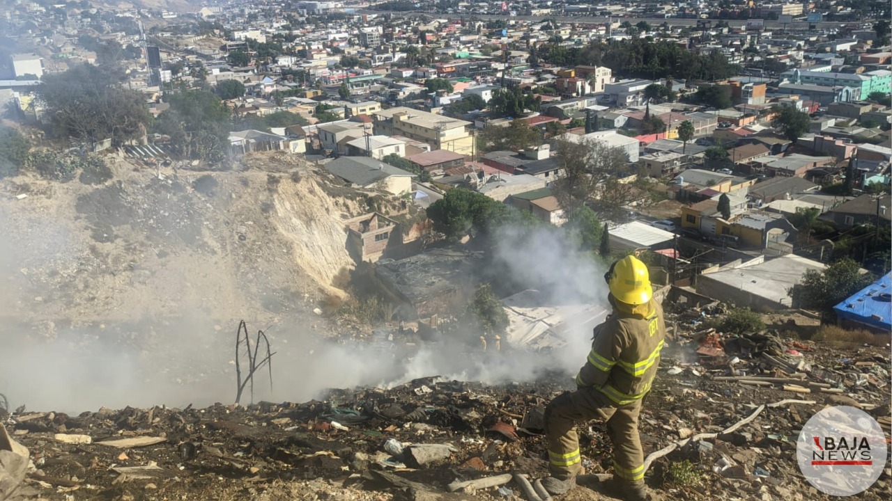 El departamento de bomberos logró detener la expansión del fuego