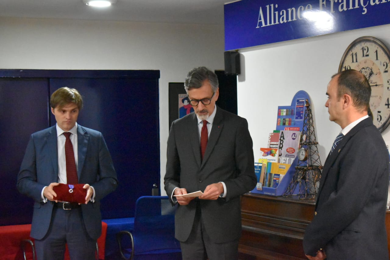 Jean Fran&ccedil;ois Piche y Mr. Jean-Pierre Asvazadourian