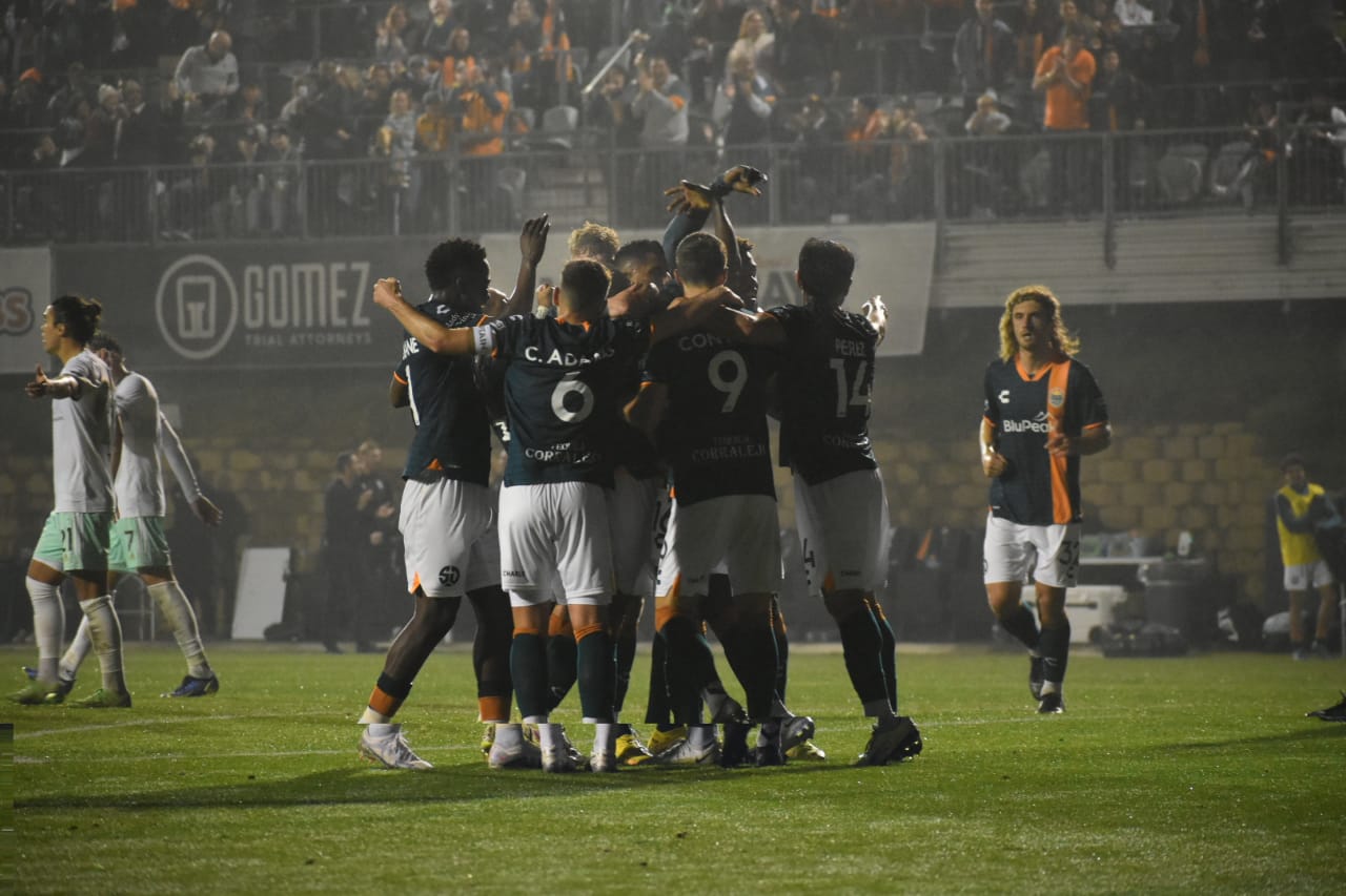 Regres&oacute; el "soccer" a San Diego