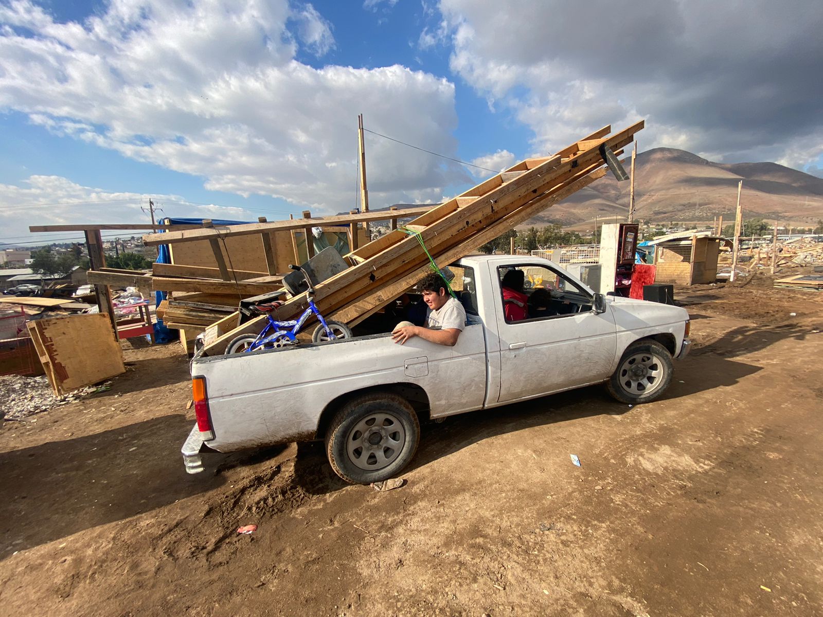 Desalojan a m&aacute;s de 300 personas en zona del Milagro