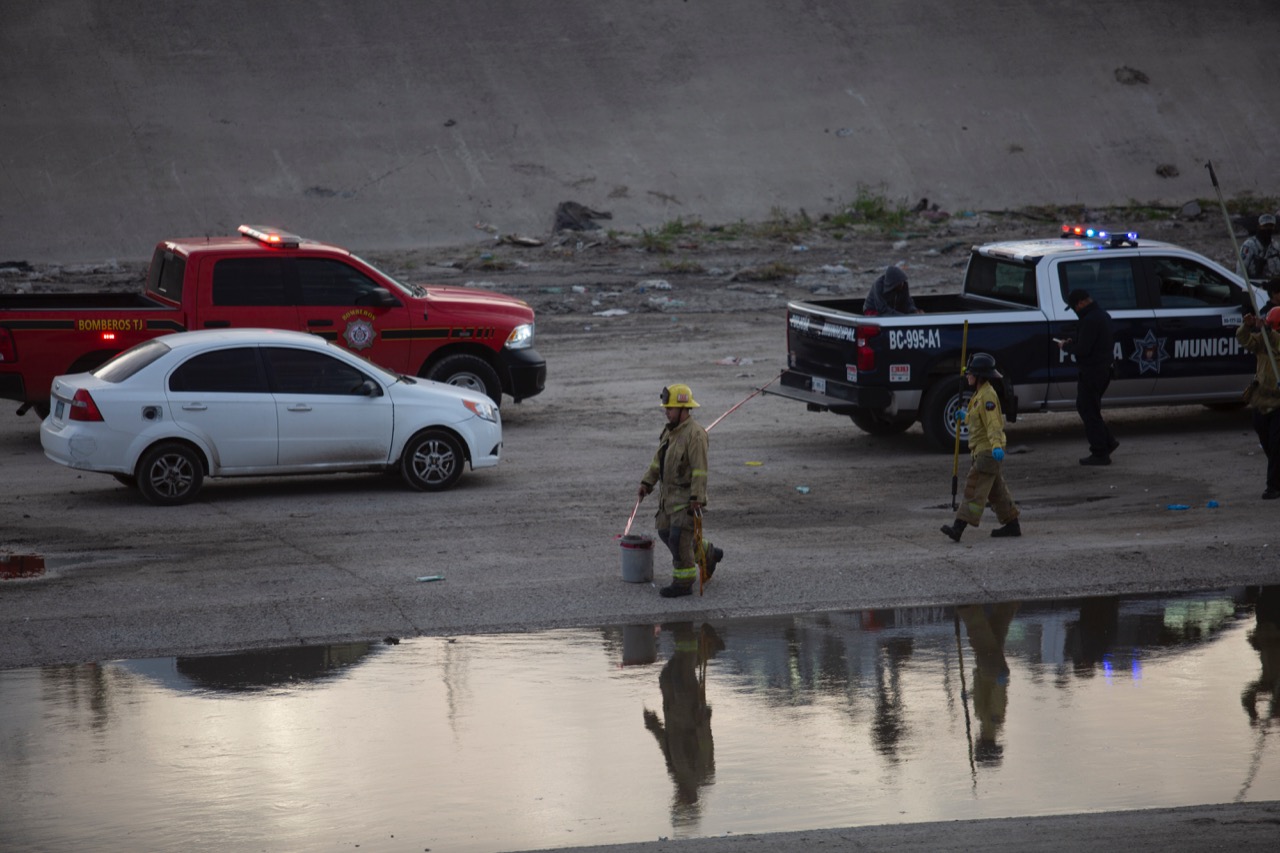 Elementos del cuerpo de bomberos y Polic&iacute;a Municipal